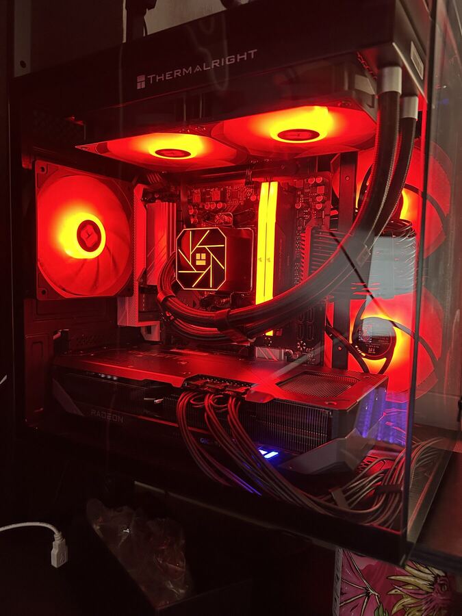 PC RX 9070 XT · Ryzen 7 7800X3D